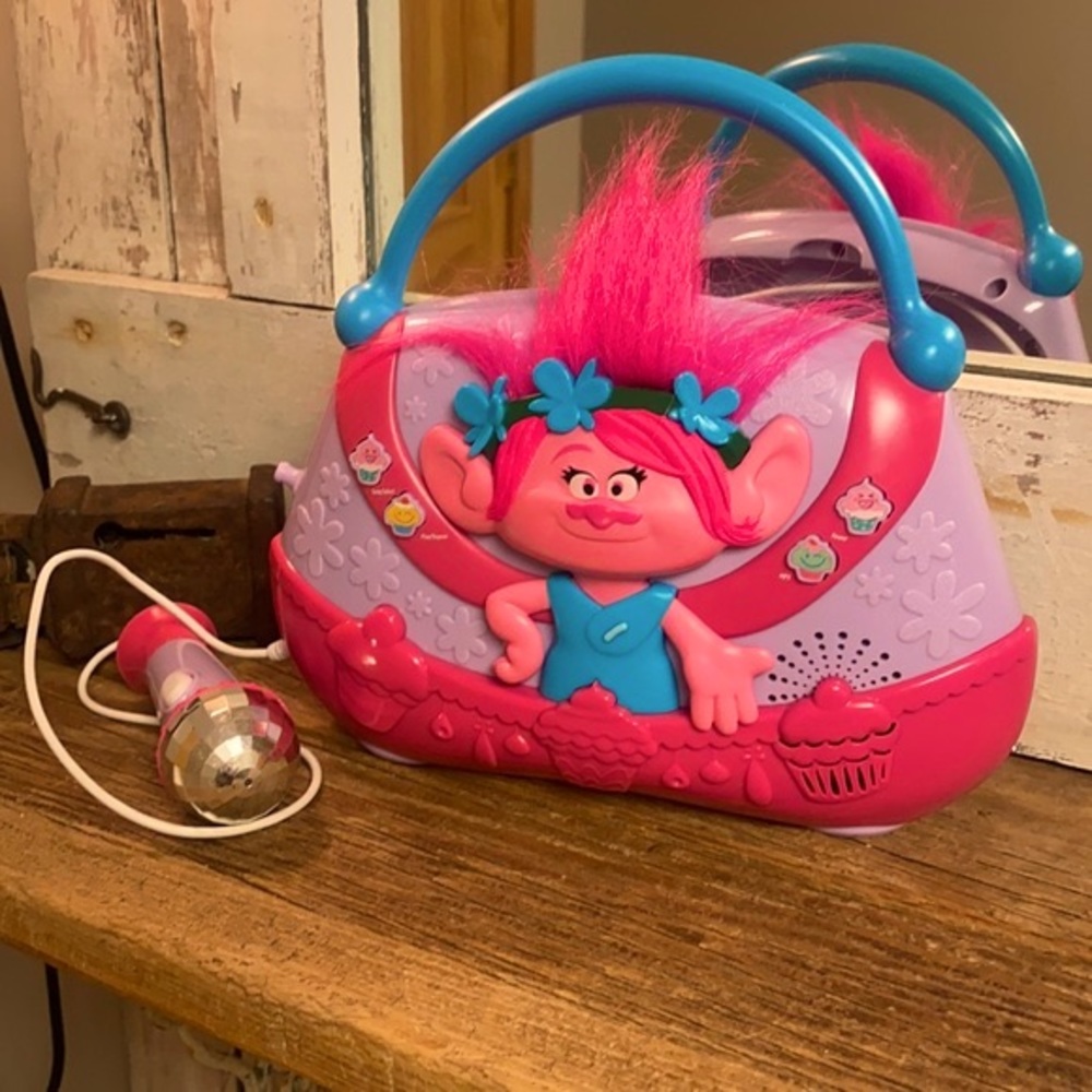 🛼3/$20🛼Trolls Sing-A-Long Boombox